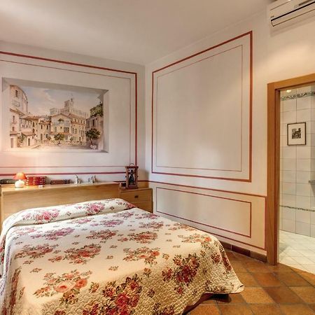 Lovely Flat By The Trevi Fountain Apartment โรม ภายนอก รูปภาพ
