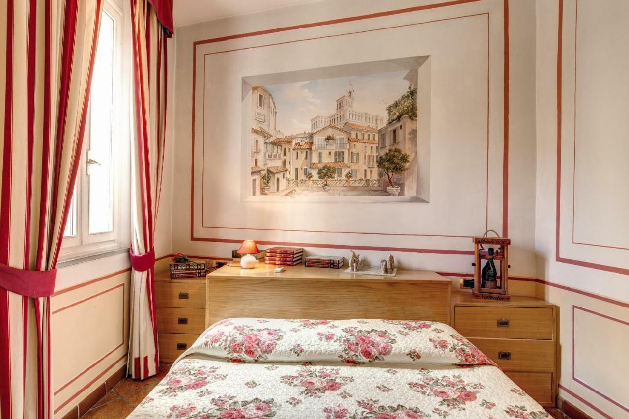 Lovely Flat By The Trevi Fountain Apartment โรม ภายนอก รูปภาพ