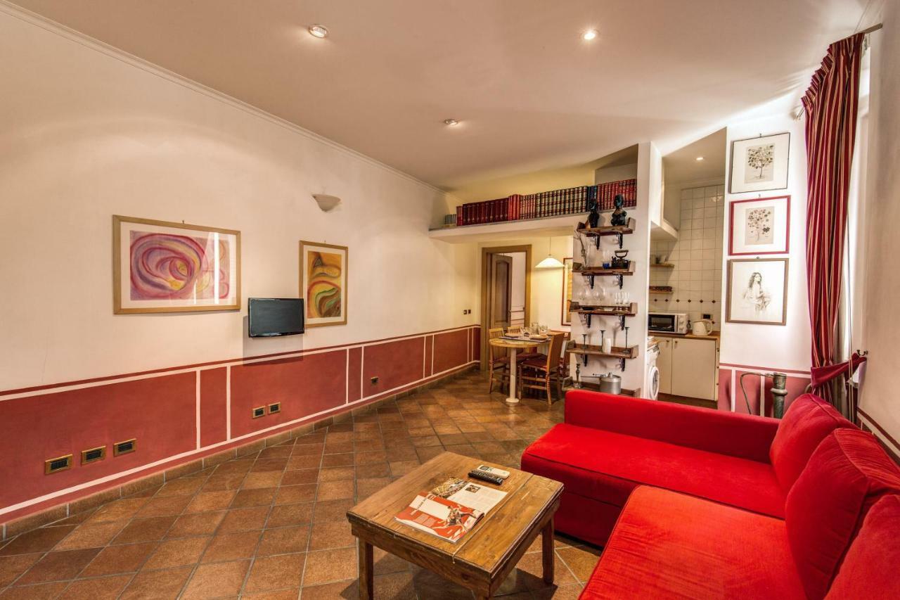 Lovely Flat By The Trevi Fountain Apartment โรม ภายนอก รูปภาพ