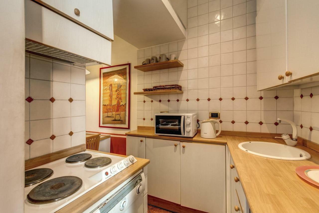 Lovely Flat By The Trevi Fountain Apartment โรม ภายนอก รูปภาพ