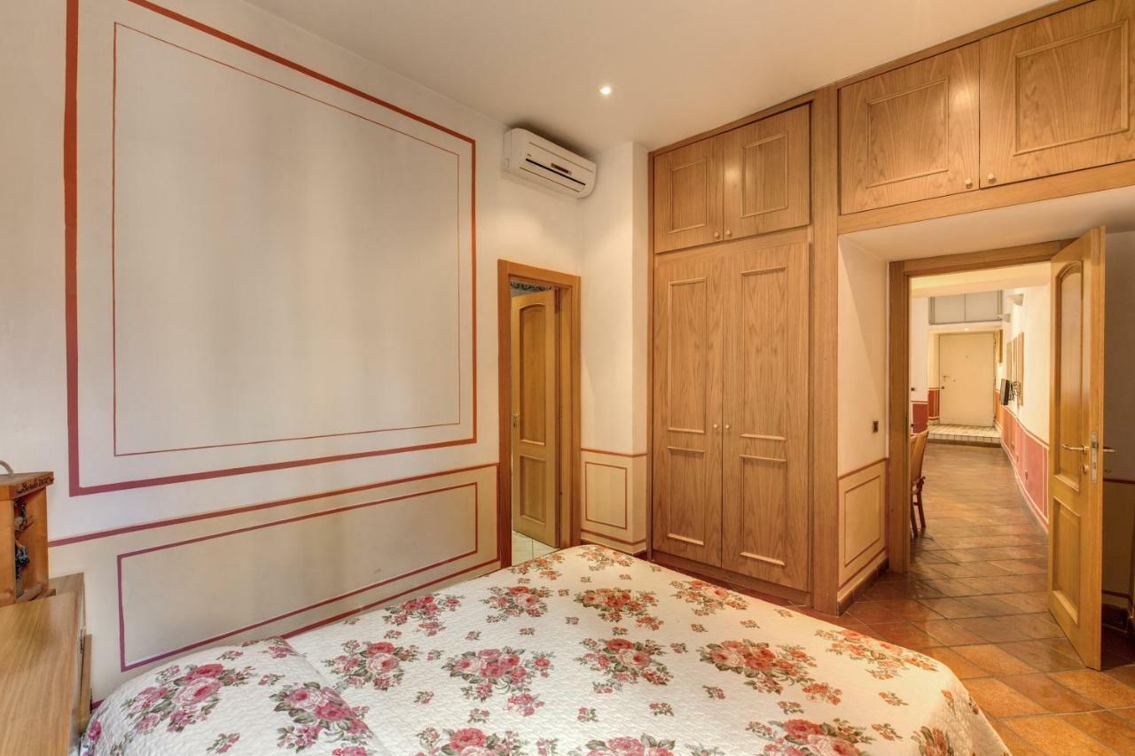 Lovely Flat By The Trevi Fountain Apartment โรม ภายนอก รูปภาพ