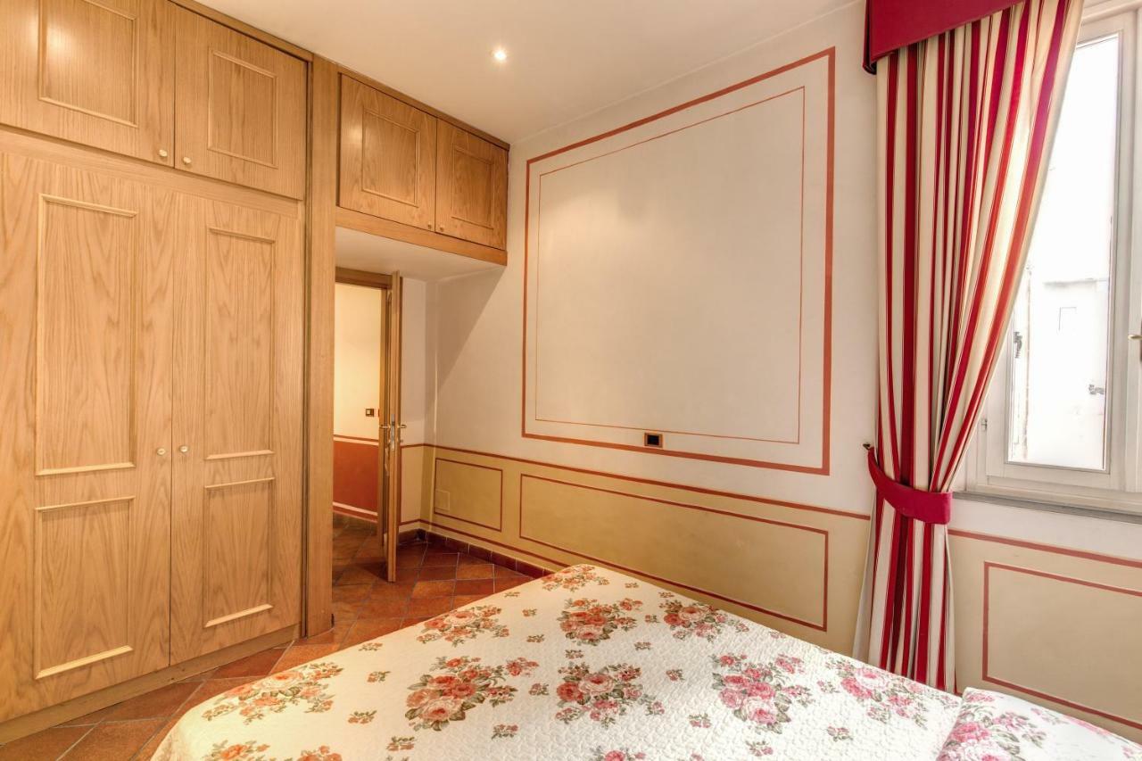 Lovely Flat By The Trevi Fountain Apartment โรม ภายนอก รูปภาพ