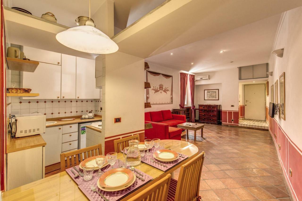 Lovely Flat By The Trevi Fountain Apartment โรม ภายนอก รูปภาพ